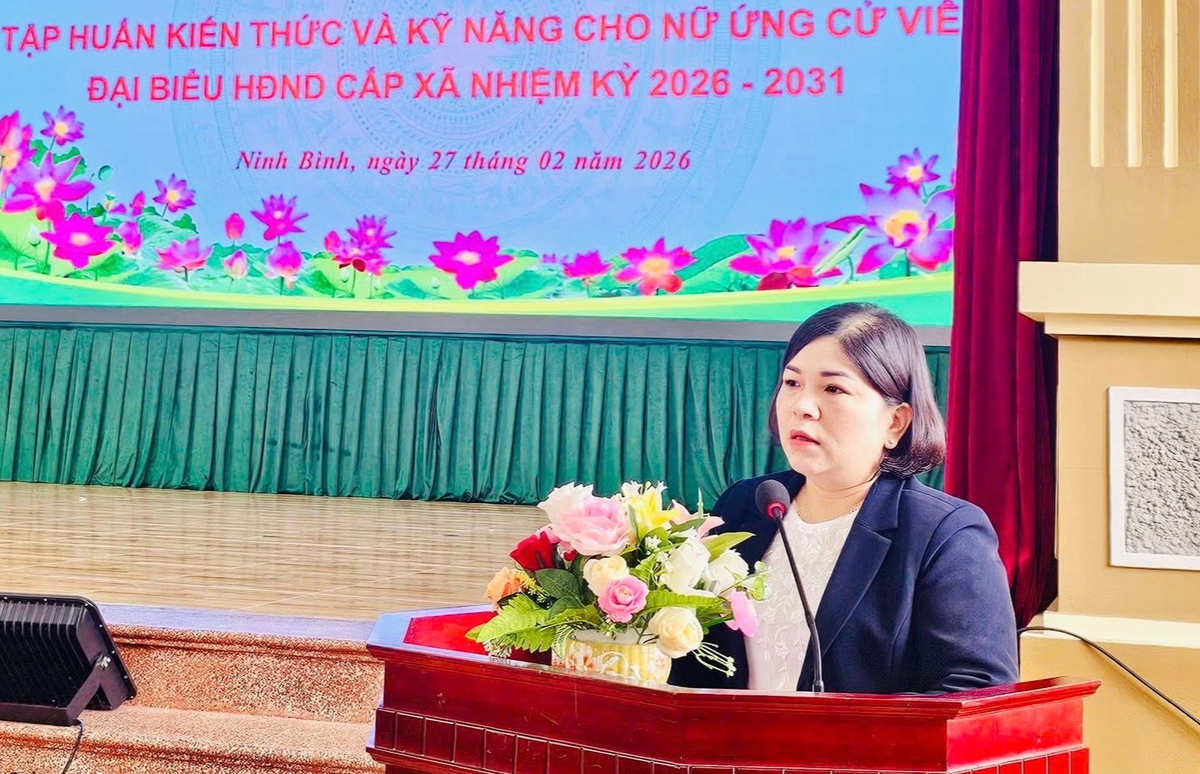 Đồng hành để nữ ứng cử viên tự tin bước vào cuộc bầu cử- Ảnh 1. Đồng hành để nữ ứng cử viên tự tin bước vào cuộc bầu cử- Ảnh 1.