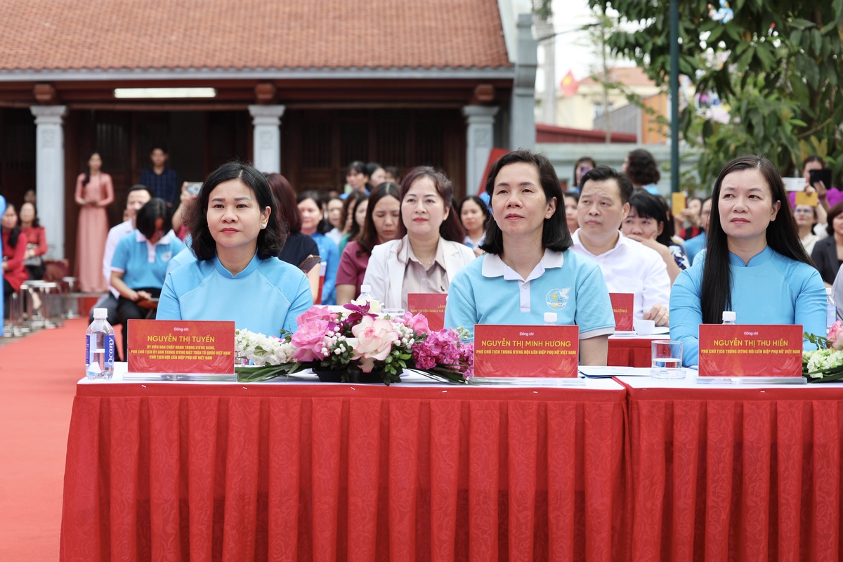 TƯ Hội LHPN Việt Nam phát động Đợt thi đua cao điểm chào mừng bầu cử và Đại hội Phụ nữ toàn quốc XIV- Ảnh 1.