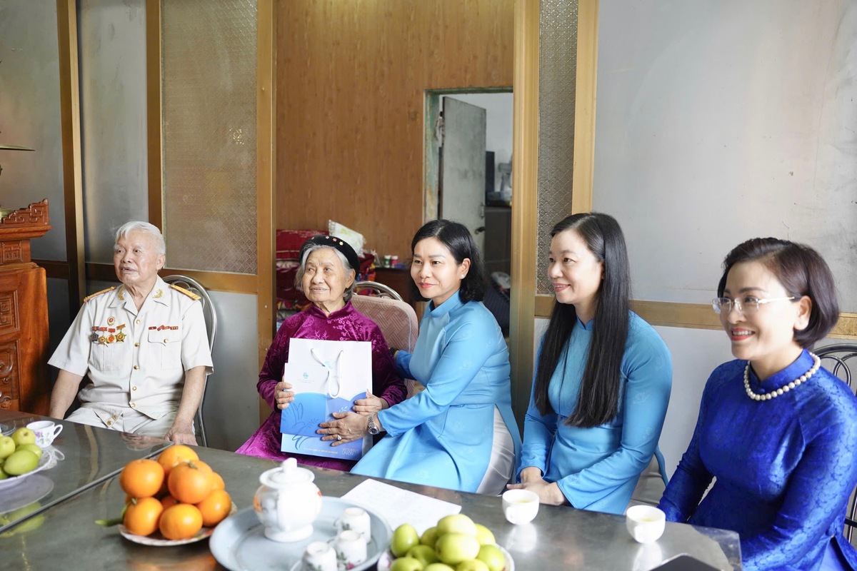 TƯ Hội LHPN Việt Nam phát động Đợt thi đua cao điểm chào mừng bầu cử và Đại hội Phụ nữ toàn quốc XIV- Ảnh 11.