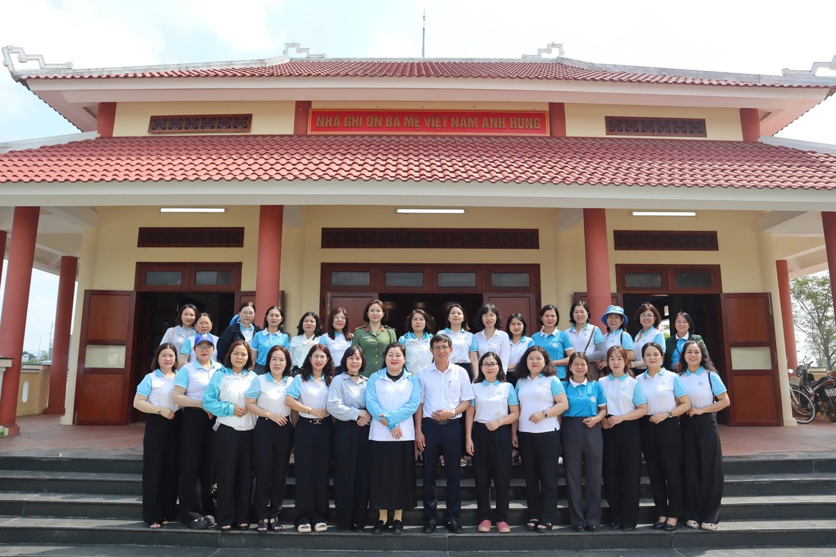 Hội LHPN tỉnh Gia Lai phát động "Tết trồng cây - Đời đời nhớ ơn Bác Hồ" năm 2026- Ảnh 3.