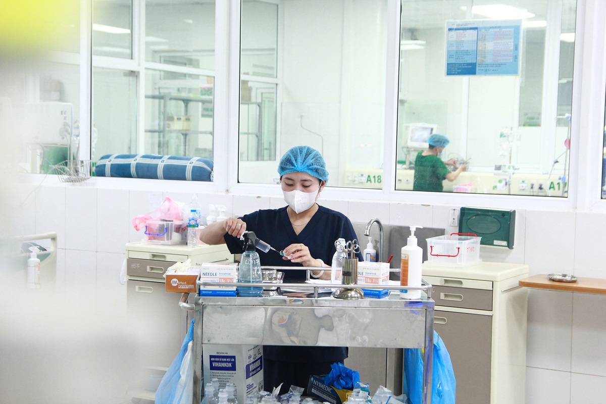 2 nguồn học bổng song hành hỗ trợ sinh viên ngành y tế dự phòng - Ảnh 2.