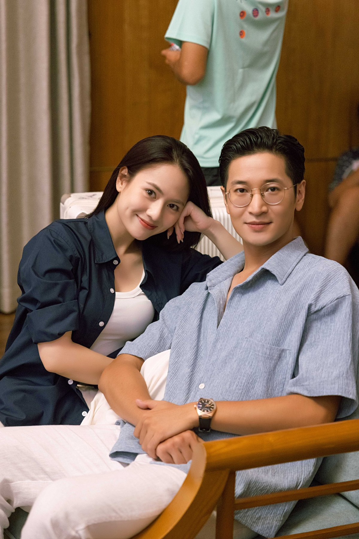 Diễn viên Việt Hoa: 