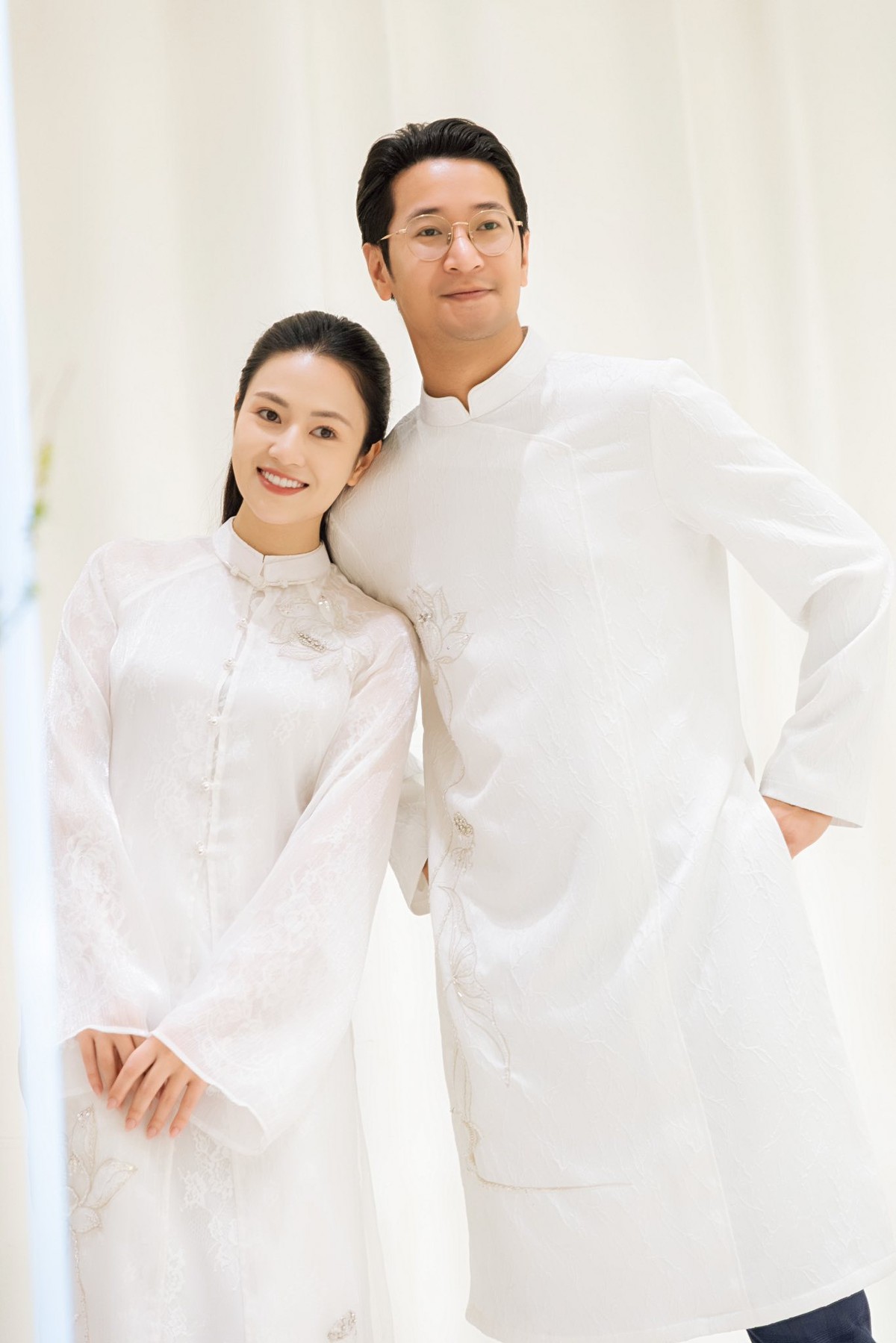 Diễn viên Việt Hoa: 