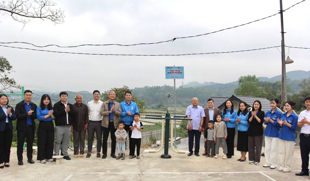 Nhiều hoạt động an sinh xã hội ý nghĩa trong chương trình "Tháng 3 biên giới"- Ảnh 8.