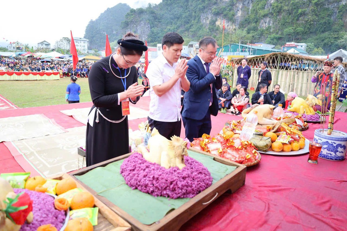 Sôi nổi lễ hội chọi bò ở miền núi Cao Bằng- Ảnh 2.