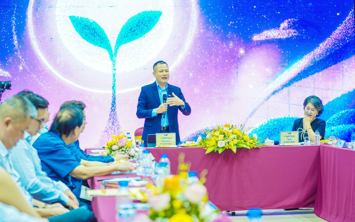 Phó Tổng giám đốc Đài Truyền hình Việt Nam Đỗ Đức Hoàng chia sẻ về các điểm mới trên sóng VTV2
