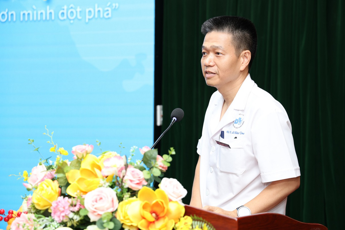 Bệnh viện Da liễu Trung ương lan tỏa giá trị nhân văn qua chuỗi hoạt động kỷ niệm 10 năm Ngày Công tác xã hội- Ảnh 1.