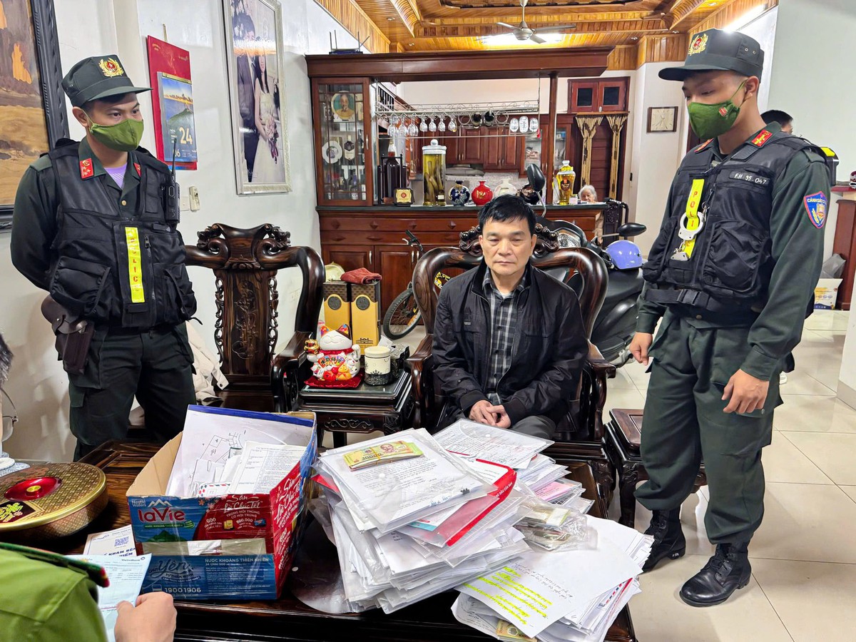 Công an Phú Thọ bắt nhiều giám đốc doanh nghiệp trong chuyên án lớn- Ảnh 4.