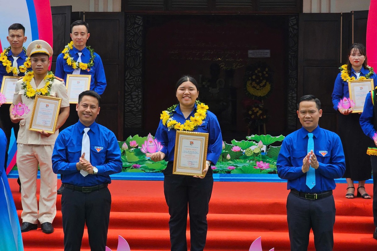 "Giữ lửa" tuổi trẻ vùng cao: Bài 2 - "Điểm tựa áo xanh" và những giấc mơ vươn khỏi núi rừng- Ảnh 5.