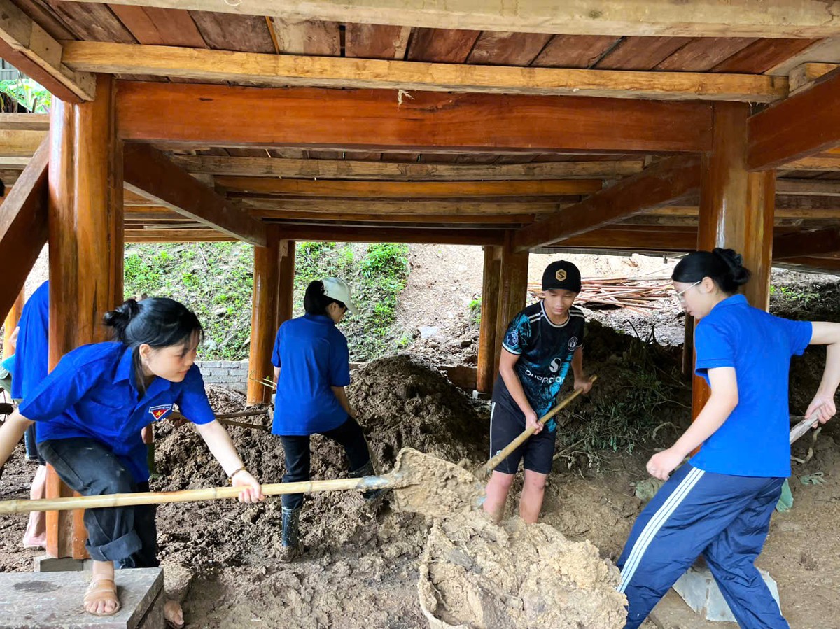 "Giữ lửa" tuổi trẻ vùng cao: Bài 2 - "Điểm tựa áo xanh" và những giấc mơ vươn khỏi núi rừng- Ảnh 3.
