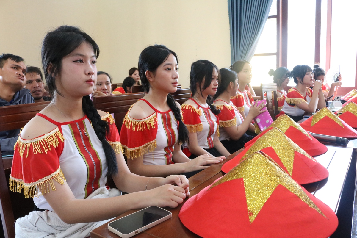 "Giữ lửa" tuổi trẻ vùng cao: Bài cuối - Trăn trở giữ chân nữ thanh niên- Ảnh 10. "Giữ lửa" tuổi trẻ vùng cao: Bài cuối - Trăn trở giữ chân nữ thanh niên- Ảnh 10.