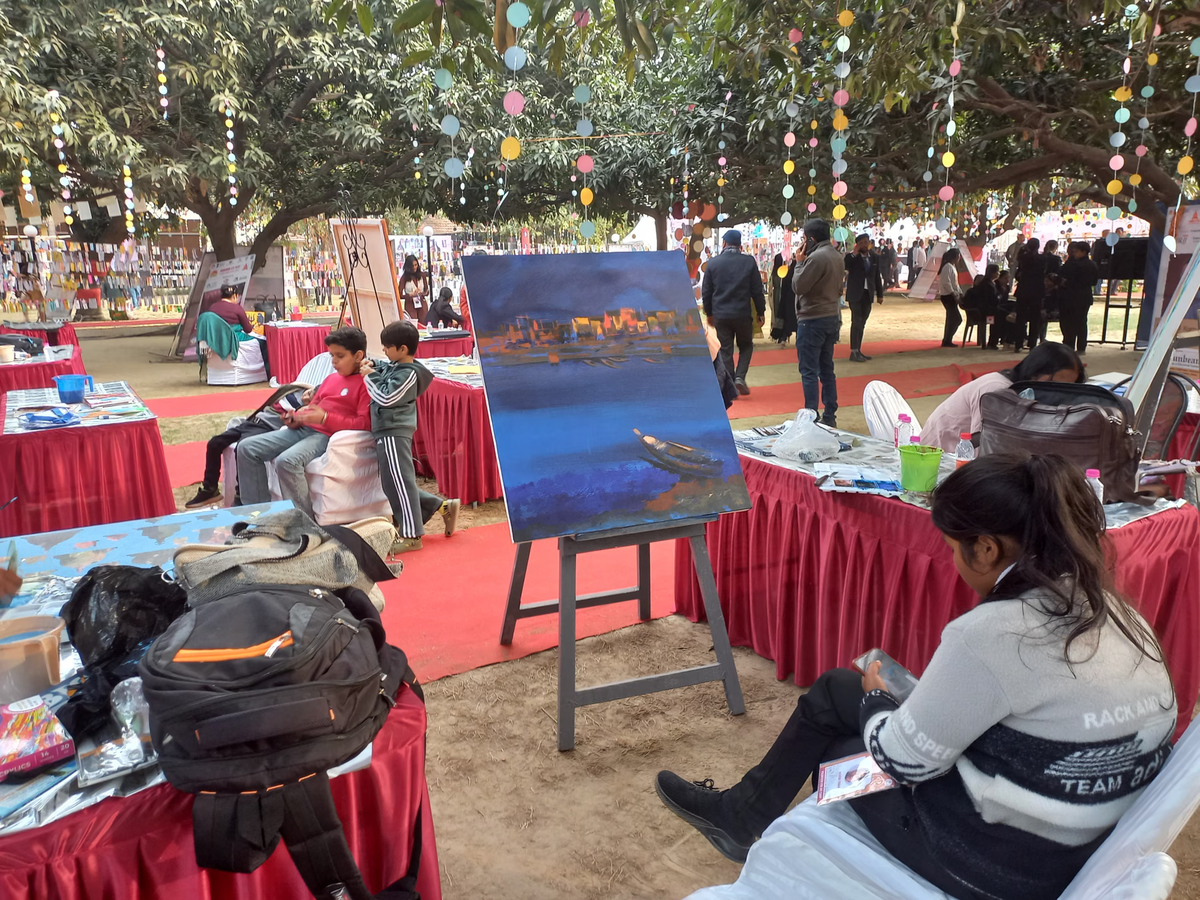 Ấn Độ: Lễ hội văn học bùng nổ nhưng… độc giả ở đâu?- Ảnh 2. Ấn Độ: Lễ hội văn học bùng nổ nhưng… độc giả ở đâu?- Ảnh 2.