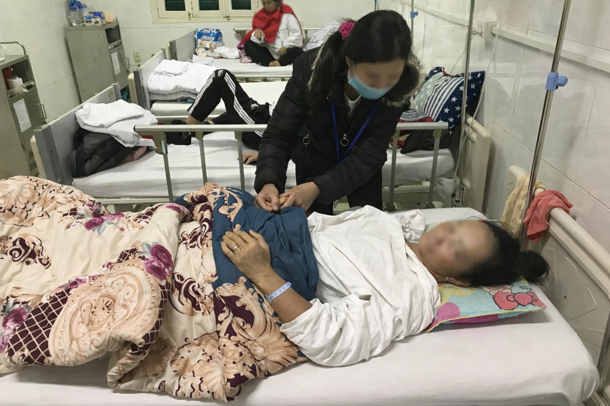 Lao động chăm sóc: Bài 1 - Những đóng góp thầm lặng của phụ nữ chưa được gọi tên- Ảnh 1. Lao động chăm sóc: Bài 1 - Những đóng góp thầm lặng của phụ nữ chưa được gọi tên- Ảnh 1.