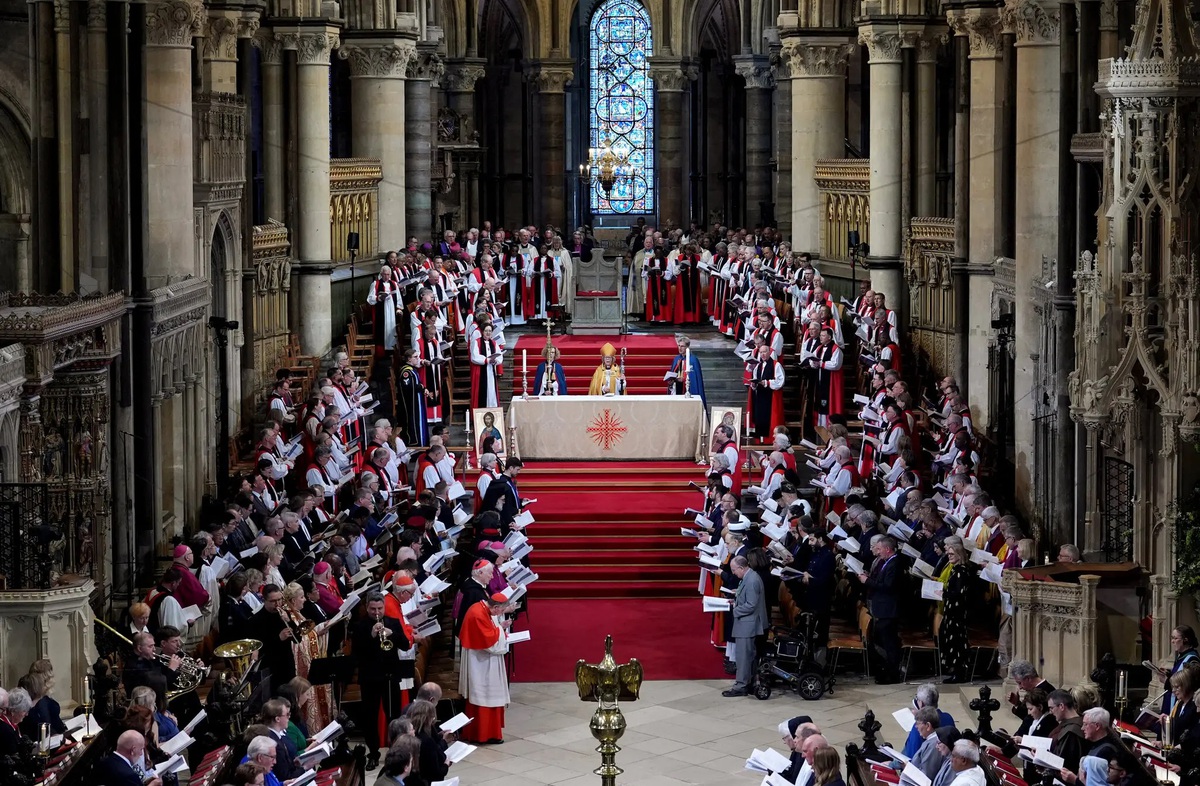 Nữ Tổng giám mục đầu tiên trong lịch sử 1.400 năm của Giáo hội Anh- Ảnh 1.