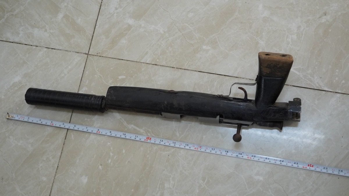 Khởi tố, bắt tạm giam đối tượng dùng súng tự chế sát hại 2 người ở Quảng Trị- Ảnh 1.