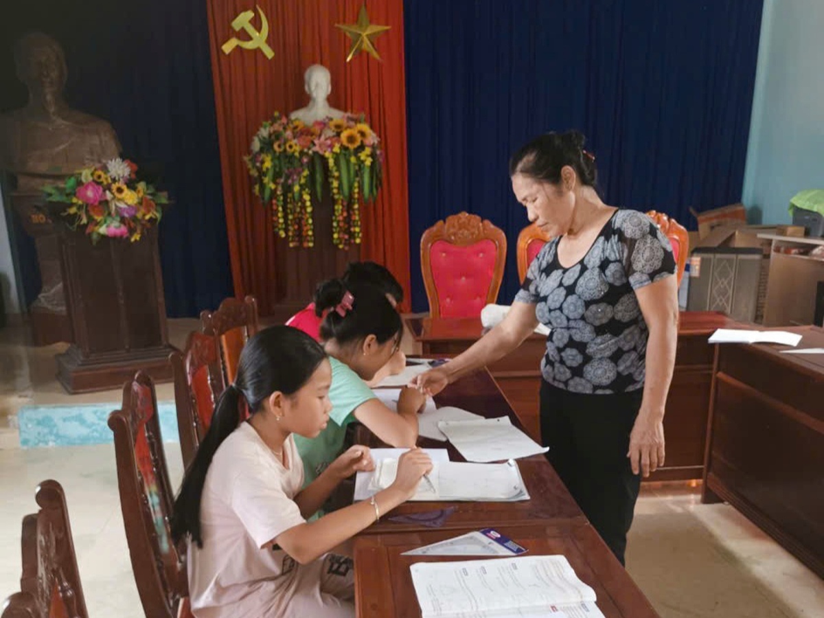 Những lớp học "0 đồng" của cô giáo về hưu- Ảnh 7. Những lớp học "0 đồng" của cô giáo về hưu- Ảnh 7.