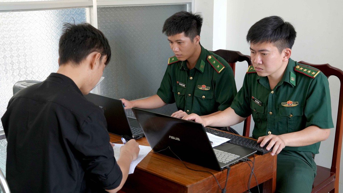 Triệt phá đường dây lừa đảo xuyên quốc gia, bắt 343 đối tượng- Ảnh 1.