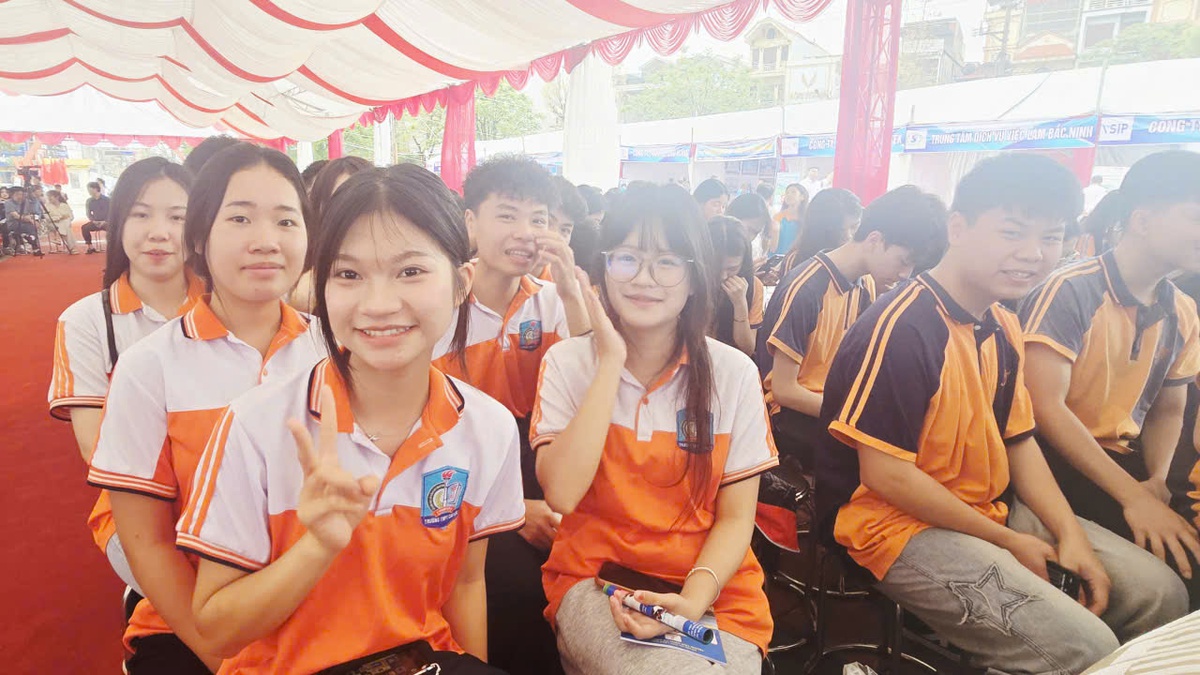 Lạng Sơn khơi thông “điểm nghẽn” việc làm cho lao động miền núi- Ảnh 4.