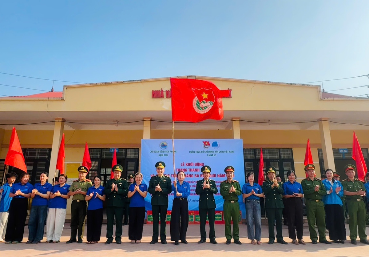 Điện Biên: Sôi động “Tháng Ba biên giới” ở Nà Hỳ- Ảnh 1. Điện Biên: Sôi động “Tháng Ba biên giới” ở Nà Hỳ- Ảnh 1.