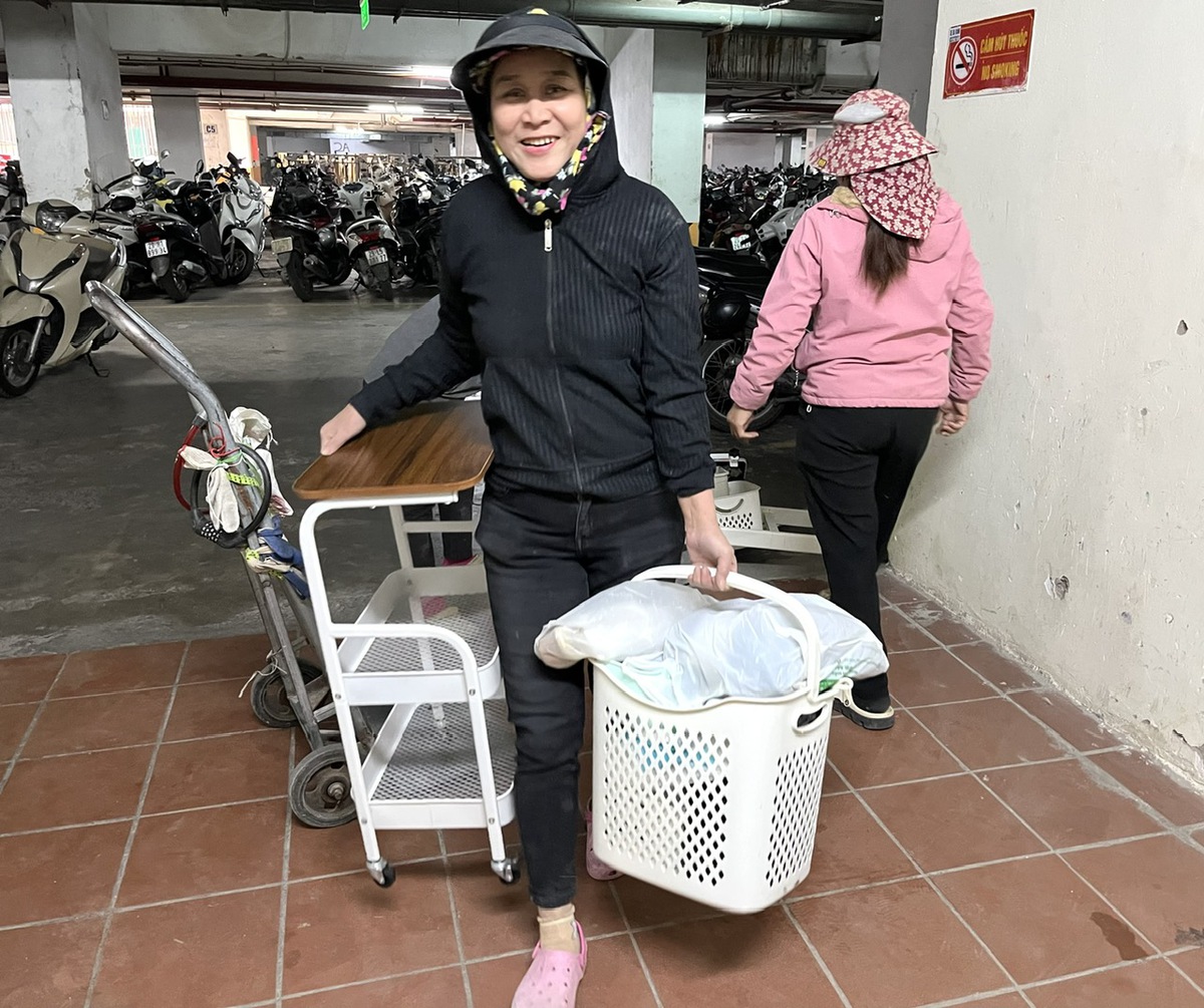 8/3 của những người phụ nữ "không hoa"- Ảnh 1.