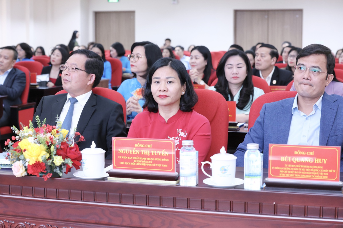 Bà Lê Thị Thủy giữ chức Bí thư Đảng ủy Trung ương Hội Liên hiệp phụ nữ Việt Nam- Ảnh 2.