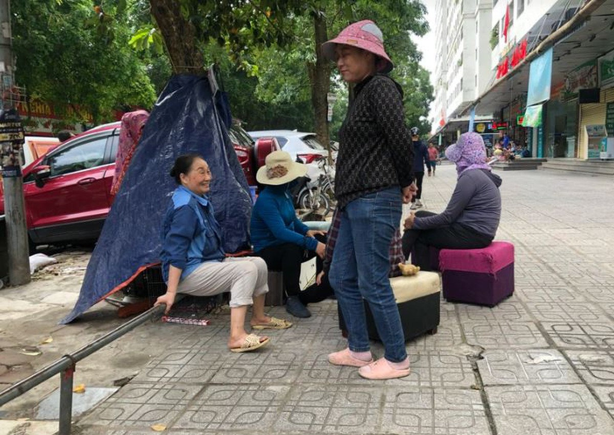 8/3 của những người phụ nữ "không hoa"- Ảnh 3.