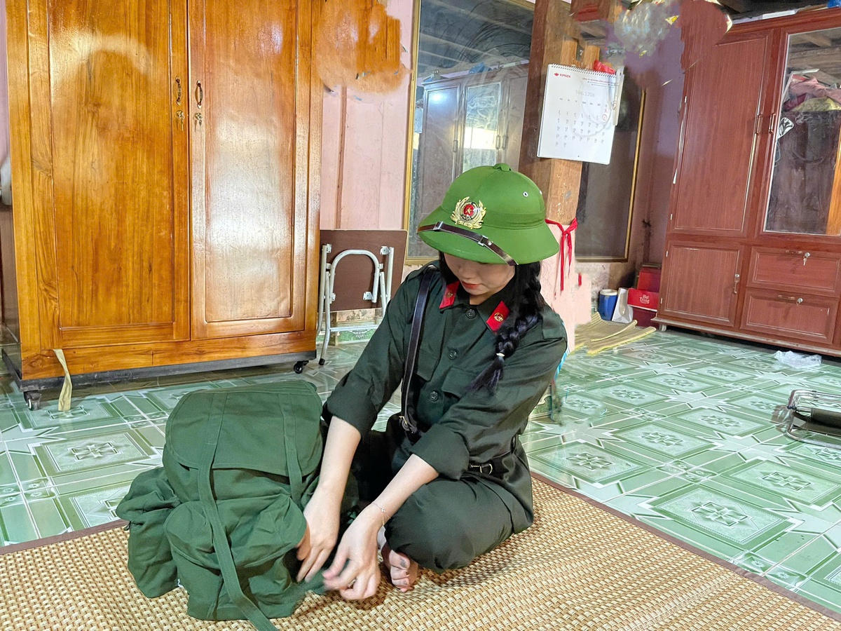 Rời công việc mơ ước, cô gái 24 tuổi tình nguyện thực hiện nghĩa vụ Công an Nhân dân- Ảnh 2.