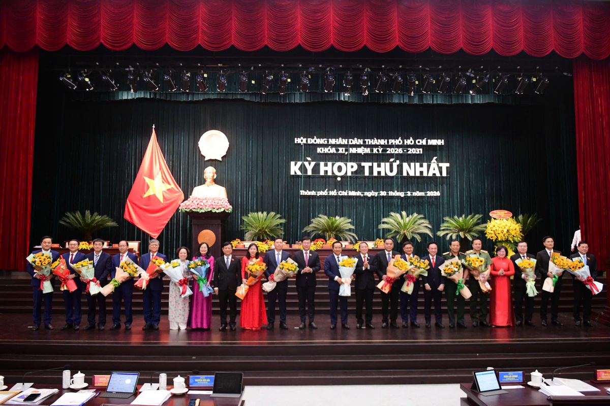 Kỳ họp thứ nhất HĐND TPHCM hoàn tất công tác nhân sự chủ chốt- Ảnh 2.