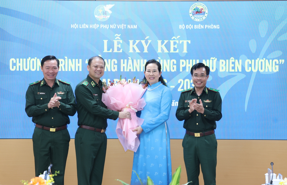 Phát huy tinh thần "3 nhất" trong chương trình "Đồng hành cùng phụ nữ biên cương"- Ảnh 10.