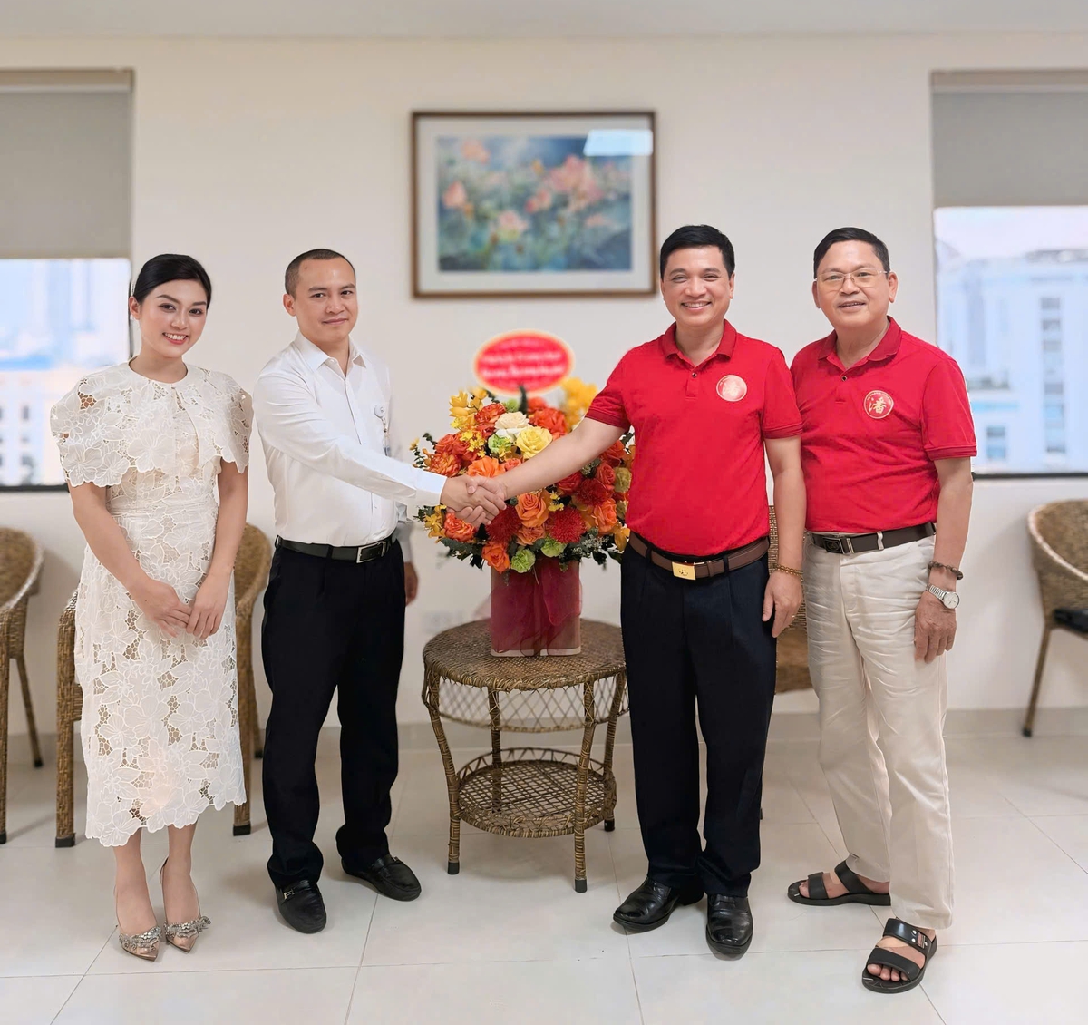 Bệnh viện Quốc tế Thăng Long Lạc Việt đi vào hoạt động- Ảnh 2.