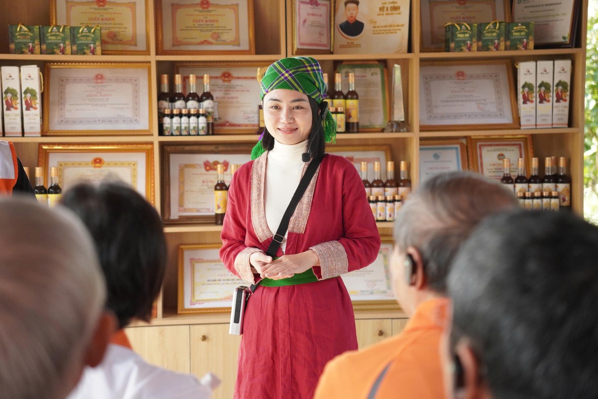 Nữ ứng cử viên ĐBQH dân tộc Thổ cam kết tạo sinh kế cho đồng bào dân tộc thiểu số- Ảnh 2. Nữ ứng cử viên ĐBQH dân tộc Thổ cam kết tạo sinh kế cho đồng bào dân tộc thiểu số- Ảnh 2.