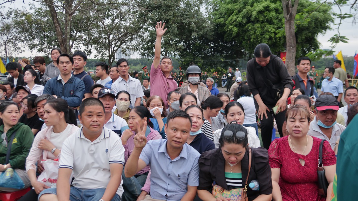 Hơn 9.000 thanh niên TPHCM lên đường nhập ngũ- Ảnh 6.