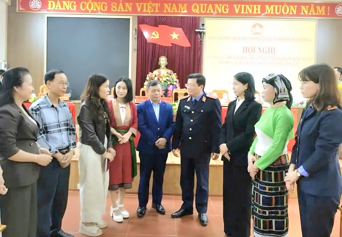 Nữ ứng cử viên ĐBQH dân tộc Thổ cam kết tạo sinh kế cho đồng bào dân tộc thiểu số- Ảnh 1. Nữ ứng cử viên ĐBQH dân tộc Thổ cam kết tạo sinh kế cho đồng bào dân tộc thiểu số- Ảnh 1.