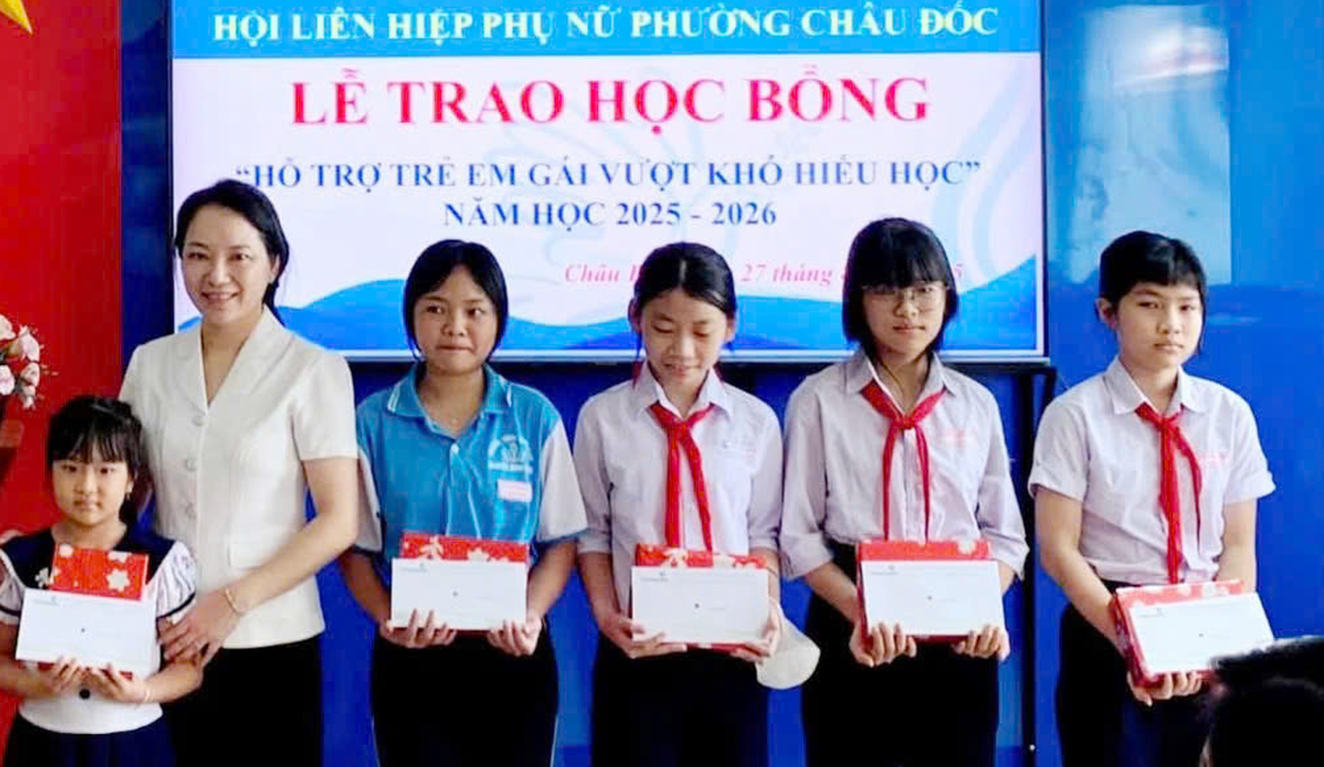 Ứng cử viên ĐBQH: Chủ tịch Hội LHPN phường ở An Giang cam kết thực hiện 5 vấn đề trọng tâm- Ảnh 1.