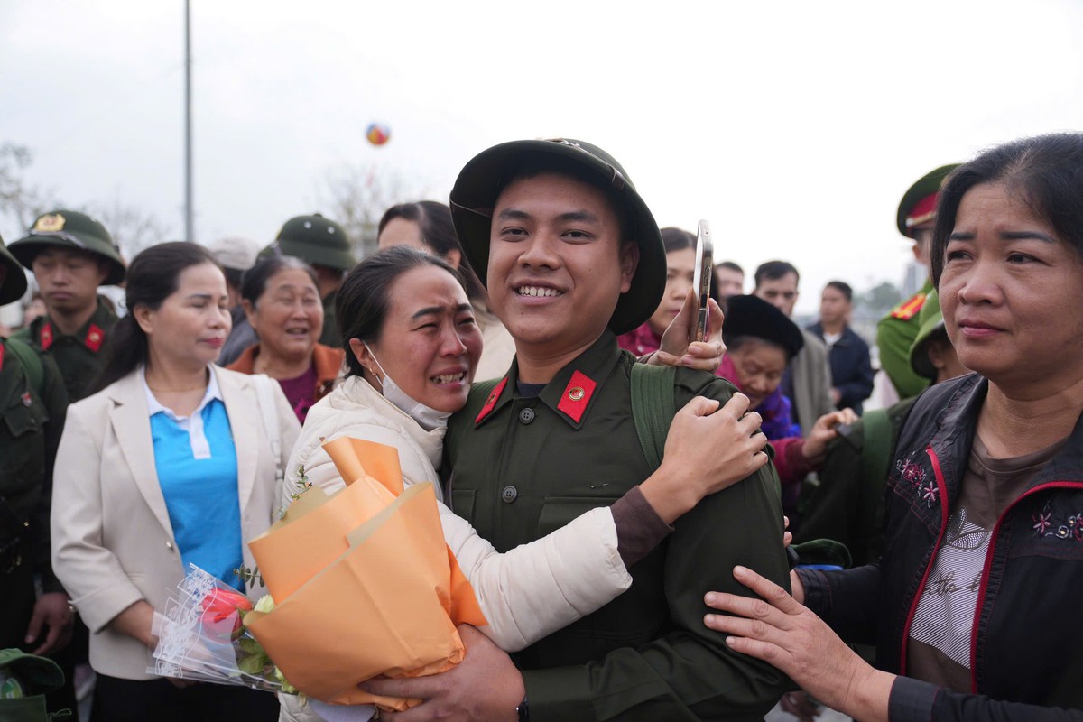 Rộn rã Ngày hội tòng quân trên khắp mọi miền Tổ quốc- Ảnh 2. Rộn rã Ngày hội tòng quân trên khắp mọi miền Tổ quốc- Ảnh 2.