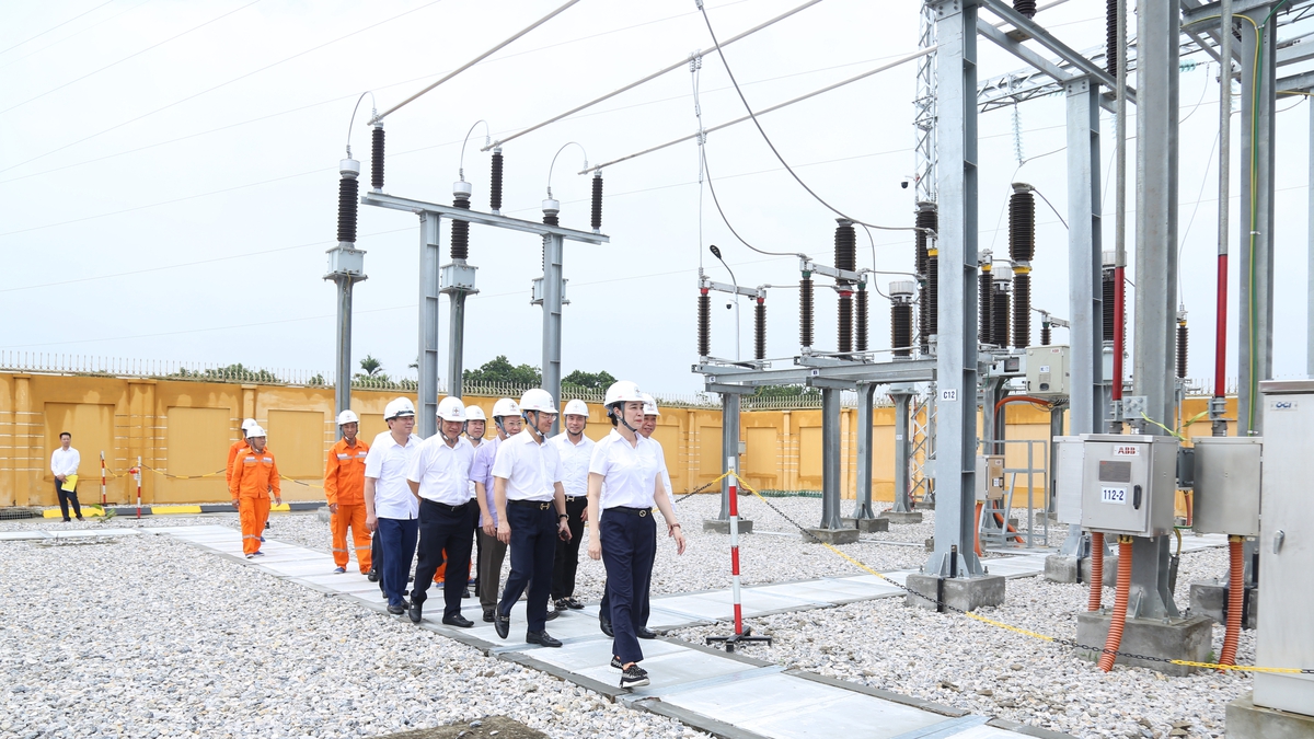 Bà Đỗ Nguyệt Ánh - Người “giữ lửa” niềm tin và khát vọng cống hiến của phụ nữ ngành Điện miền Bắc- Ảnh 2.