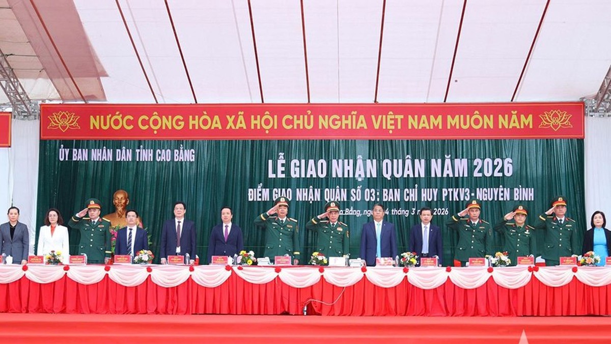 Đại tướng Phan Văn Giang sử dụng tiếng Tày động viên tân binh nhập ngũ- Ảnh 1.