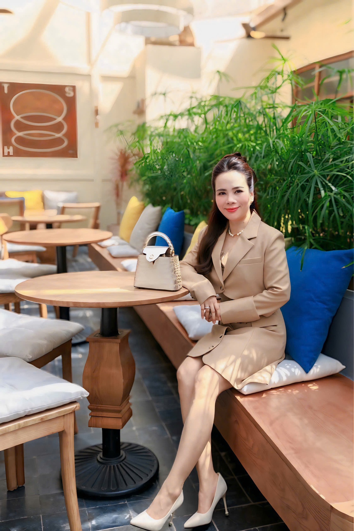 Ấn tượng bài viết về "Phong thái phụ nữ" của doanh nhân Tuấn Hương- Ảnh 2.