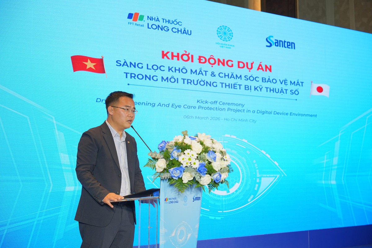Long Châu đồng hành thương hiệu nhãn khoa từ Nhật Bản Santen khởi động chương trình tầm soát khô mắt sớm cho cộng đồng
- Ảnh 3.