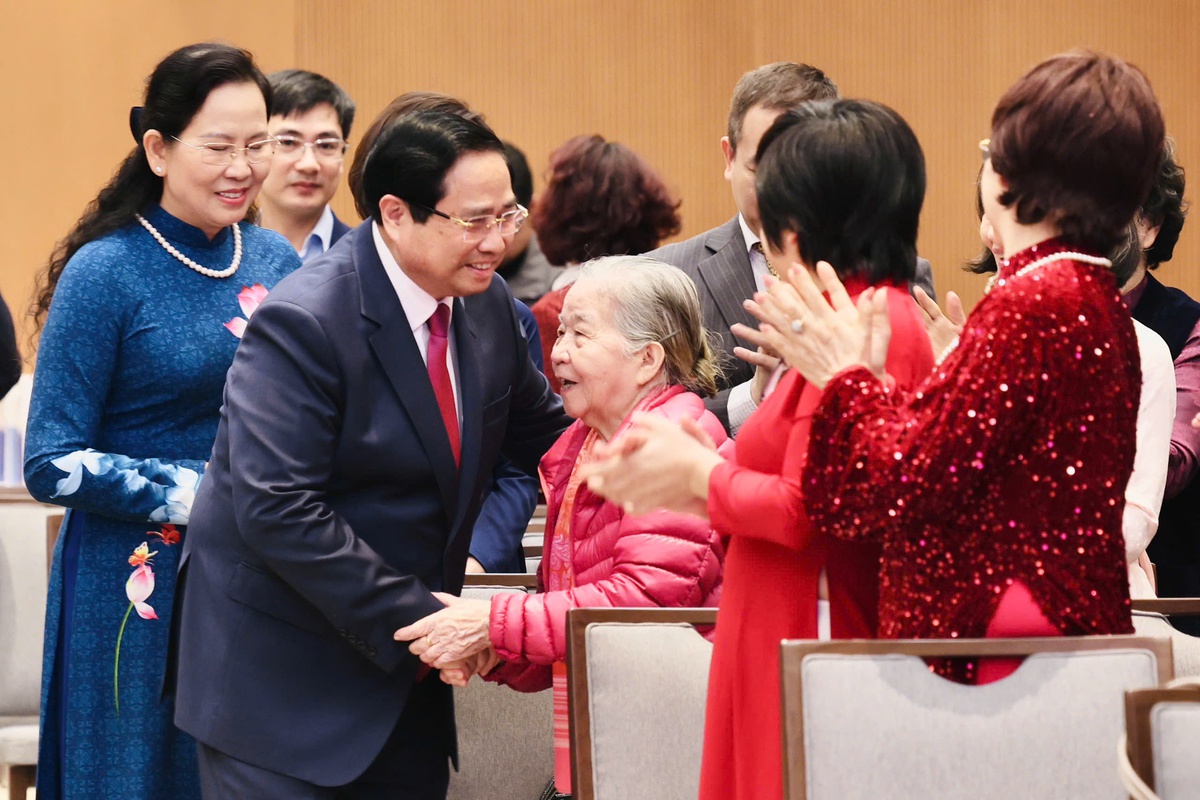 5 nhiệm vụ trọng tâm để phụ nữ Việt Nam tiếp tục phát huy tài năng, sáng tạo và cống hiến- Ảnh 4.