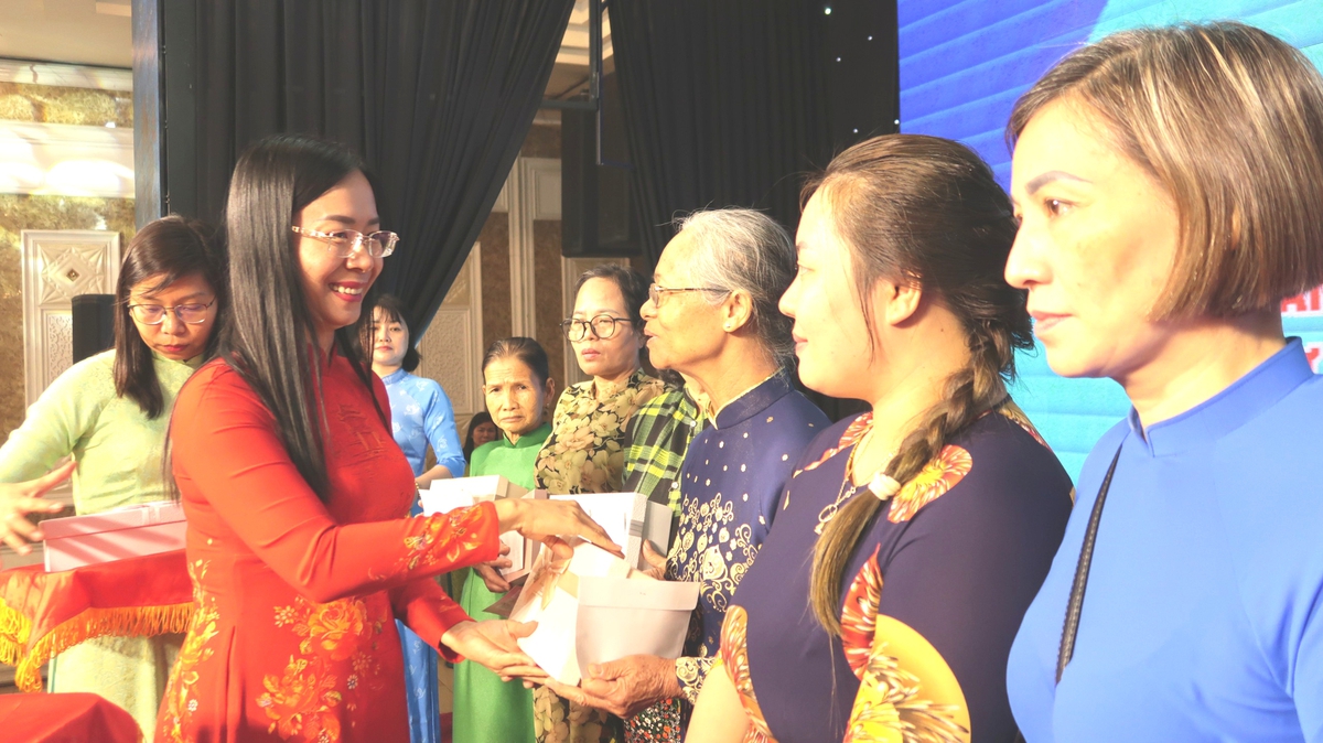 Đồng Nai: Hun đúc ngọn lửa yêu nước bằng tấm gương của các nữ anh hùng- Ảnh 6.