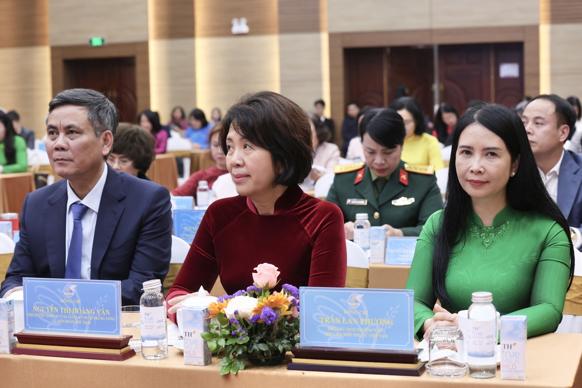 Bà Lê Thị Thủy được bầu làm Chủ tịch Hội Liên hiệp Phụ nữ Việt Nam- Ảnh 1.