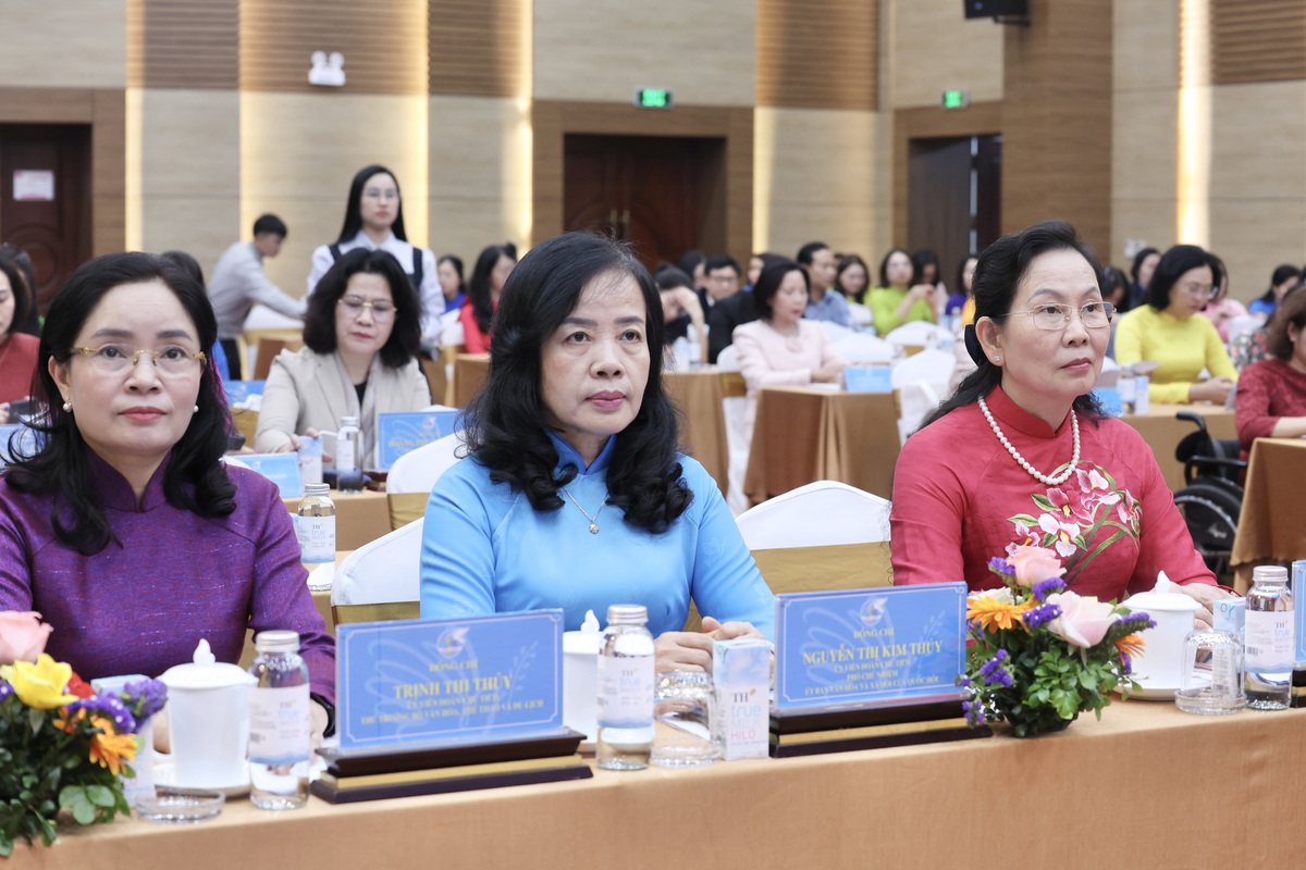 Bà Lê Thị Thủy được bầu làm Chủ tịch Hội Liên hiệp Phụ nữ Việt Nam- Ảnh 2.