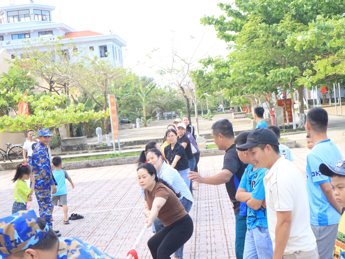 Đặc khu Trường Sa: Sôi nổi các hoạt động ý nghĩa kỷ niệm Ngày 8/3- Ảnh 1.