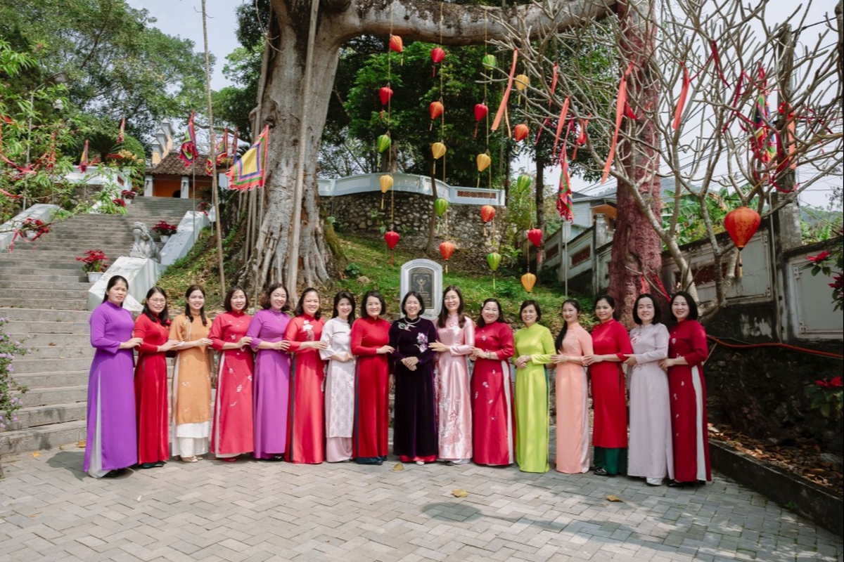 Hoạt động mừng Ngày 8/3 độc đáo của phụ nữ tỉnh Cao Bằng- Ảnh 4.