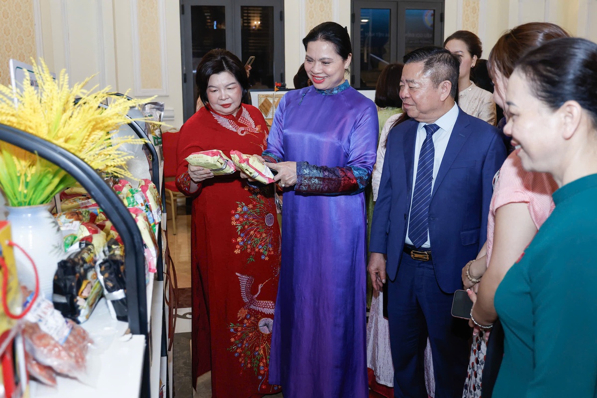 Tôn vinh 100 Hợp tác xã tiêu biểu trong thực hiện hiệu quả phong trào phát triển kinh tế tập thể- Ảnh 4.