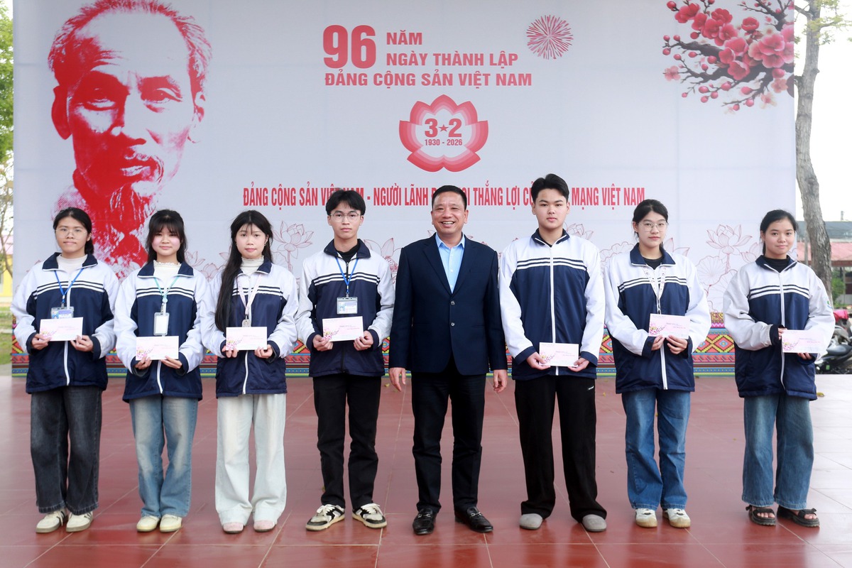 Yêu cầu học sinh quay video đăng fanpage: Đổi mới hay tạo áp lực?- Ảnh 1.