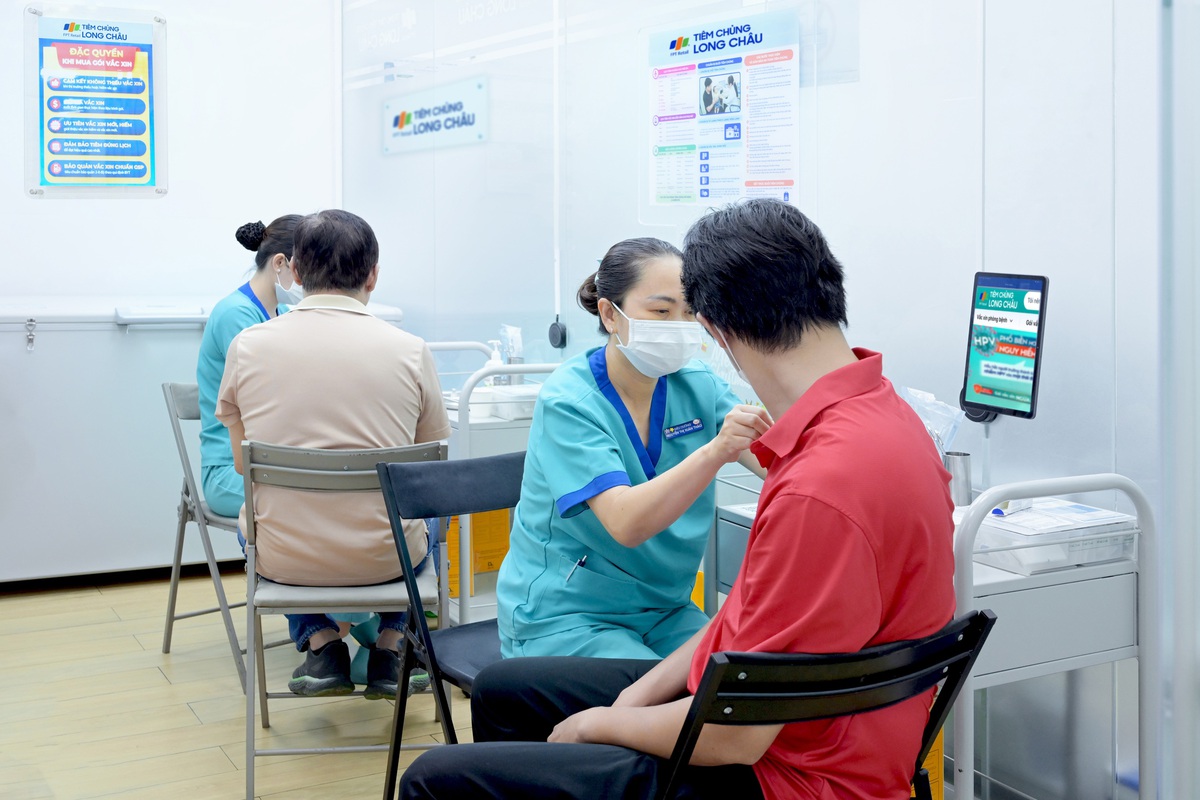 Thêm 3 ca ở Cà Mau nghi mắc viêm màng não do não mô cầu, 1 ca tử vong: Bác sĩ cảnh báo gia tăng chủ động phòng bệnh- Ảnh 2.