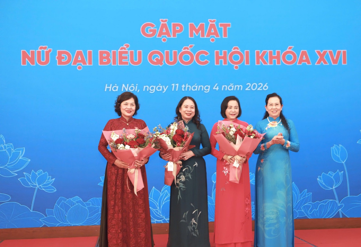 Nữ đại biểu Quốc hội cần phát huy bản lĩnh "dám đề xuất, dám chịu trách nhiệm"- Ảnh 2.