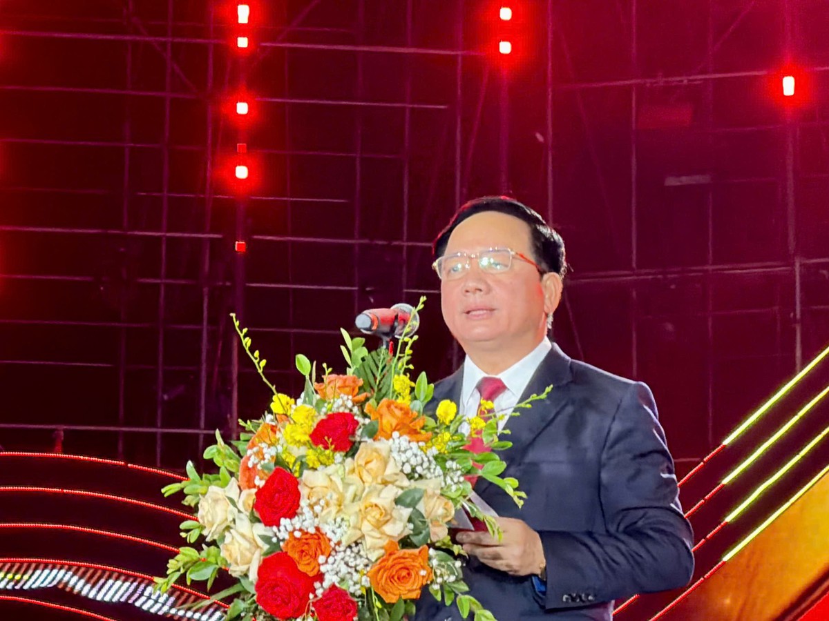 Hàng vạn người tham dự khai mạc Liên hoan Phát thanh toàn quốc 2026 tại Quảng Ninh - Ảnh 5.